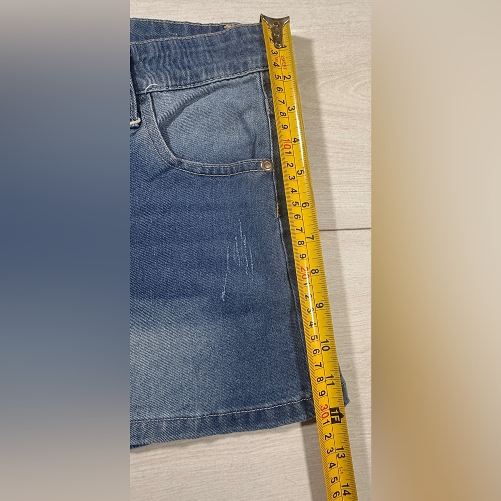 NWT California Vintage Light Blue Distressed Denim jean Shorts Size 7 - Picture 12 of 15